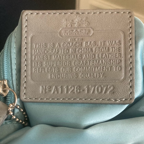 Grey Coach Handbag: leather straps & blue liner - Picture 8 of 14